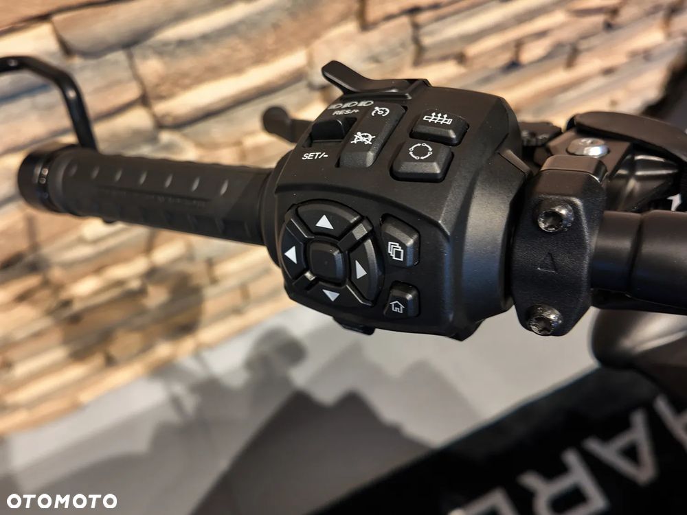 Harley-Davidson Sportster - 16