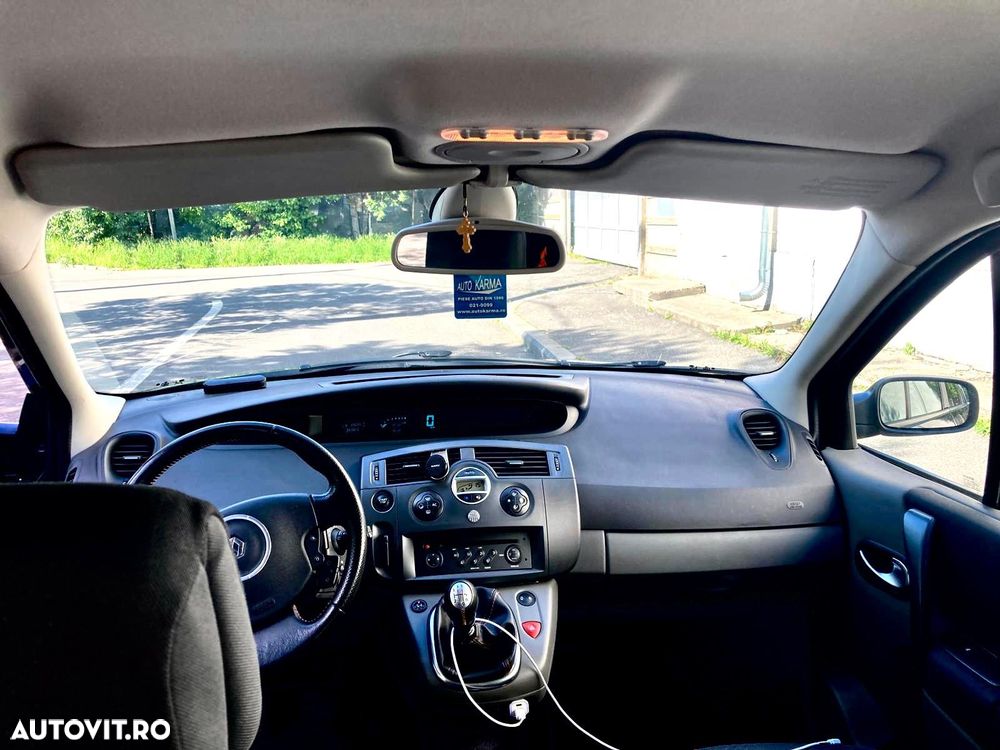 Renault Scenic 2.0 16V SL Conquest - 14