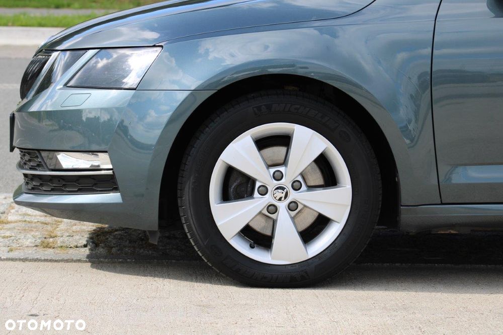 Skoda Octavia 2.0 TDI DSG Sport Edition - 26