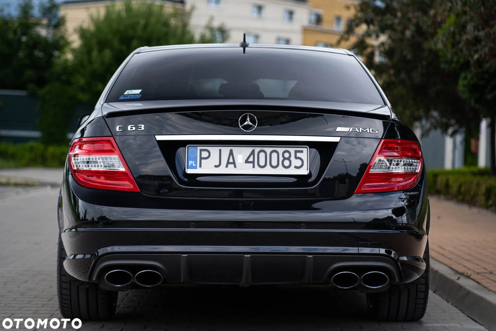 Mercedes-Benz Klasa C 63 AMG - 9