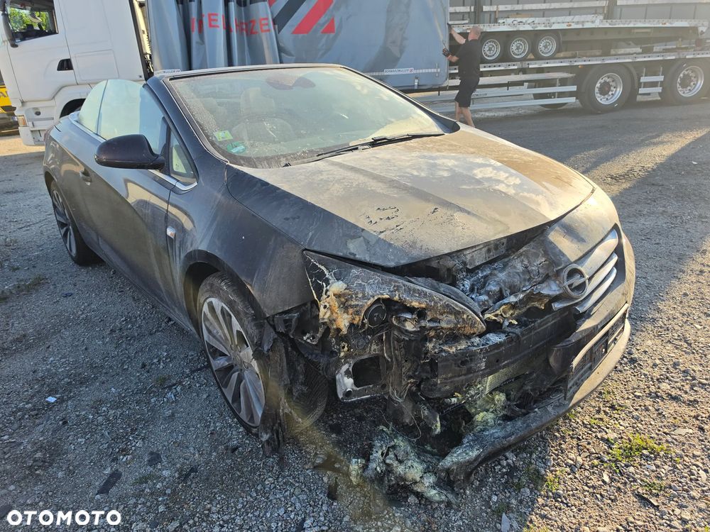 Opel Cascada 2.0 CDTI ecoFLEX Start/Stop Active - 18