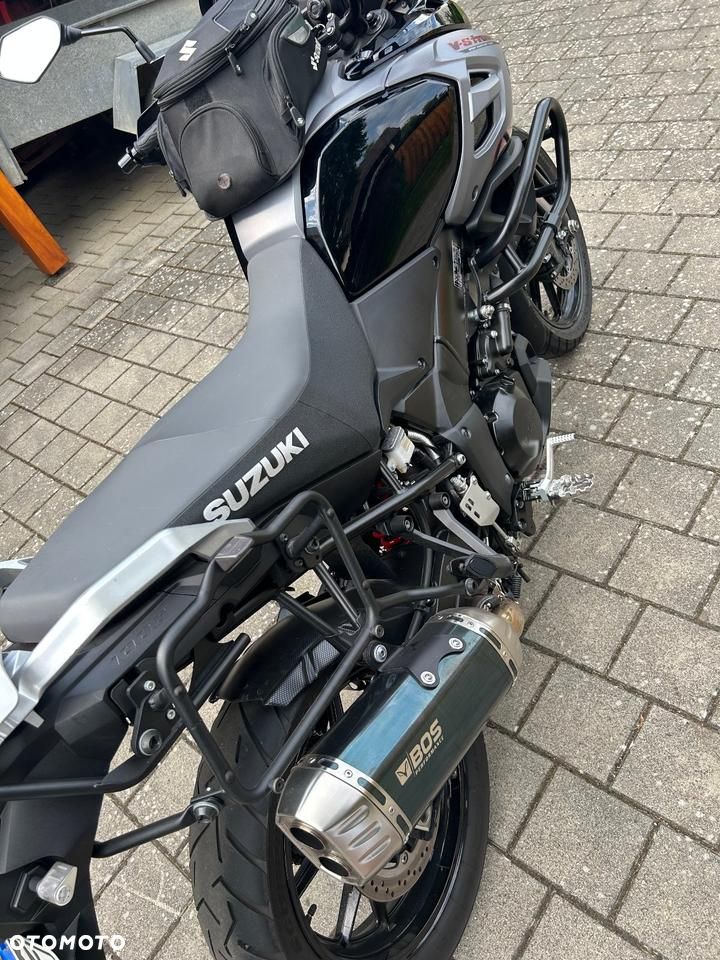 Suzuki V-STROM - 8