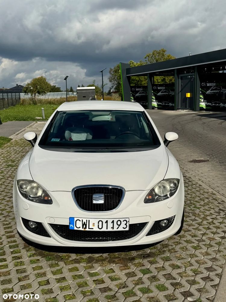 Seat Leon 2008 photo 2