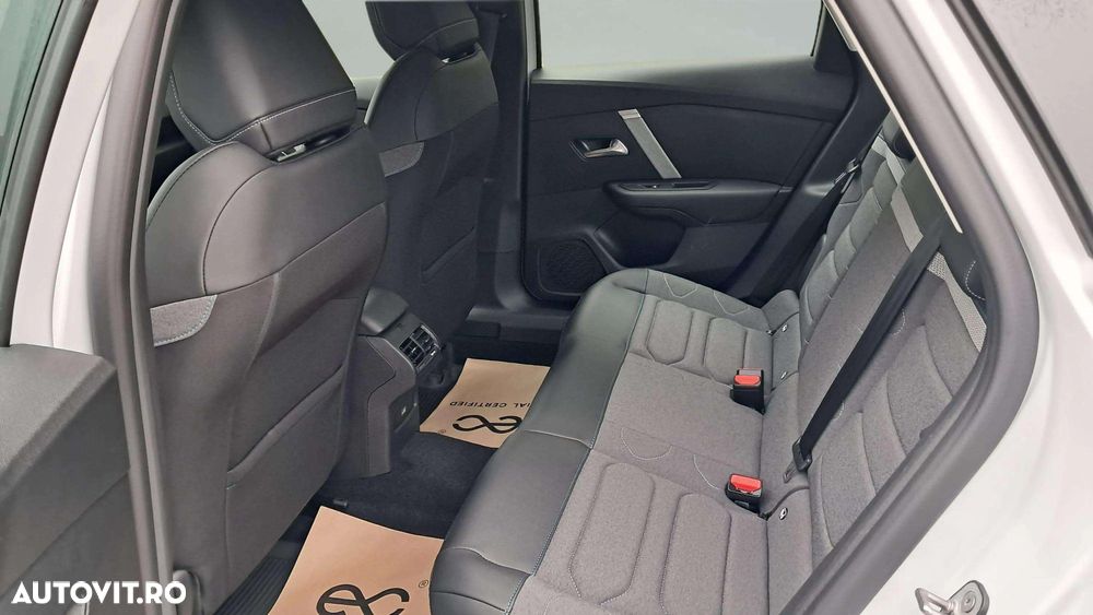 Citroën C4X 1.2 136 eDCT6 MHEV PLUS - 12