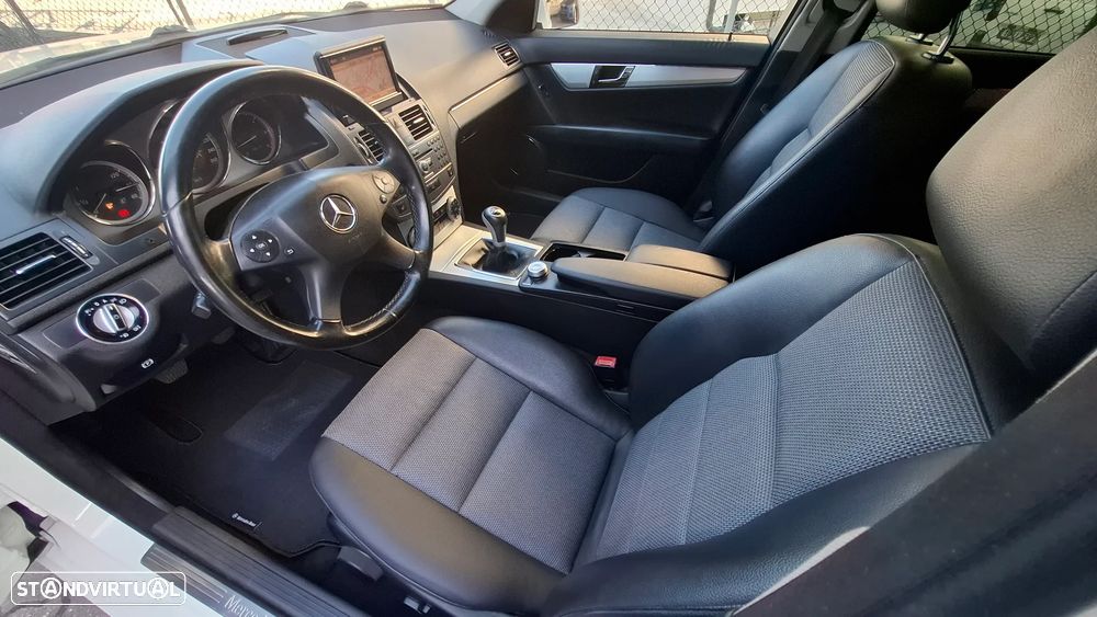 Mercedes-Benz C 220 Station CDI Avantgarde Edition - 21