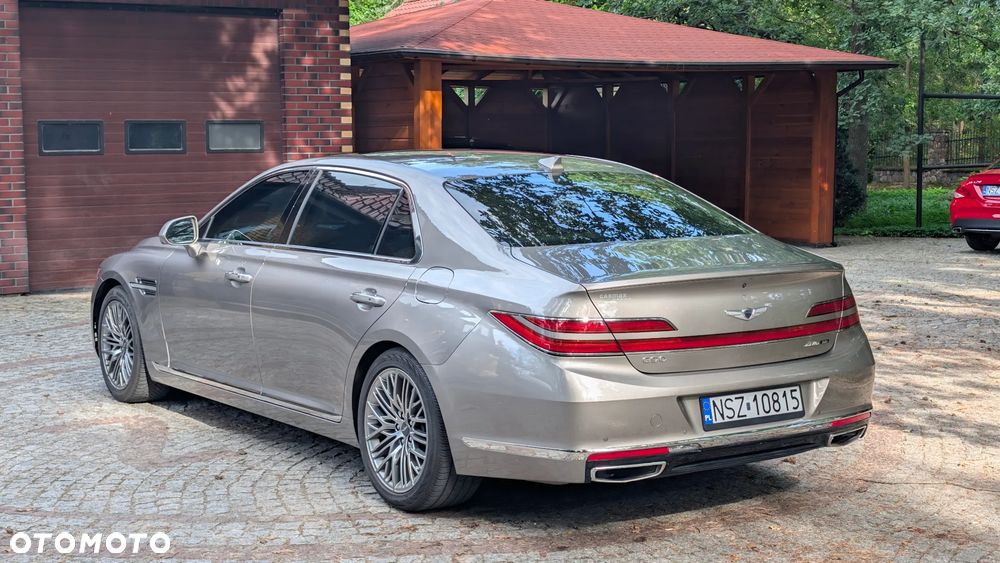 Genesis G90 - 7