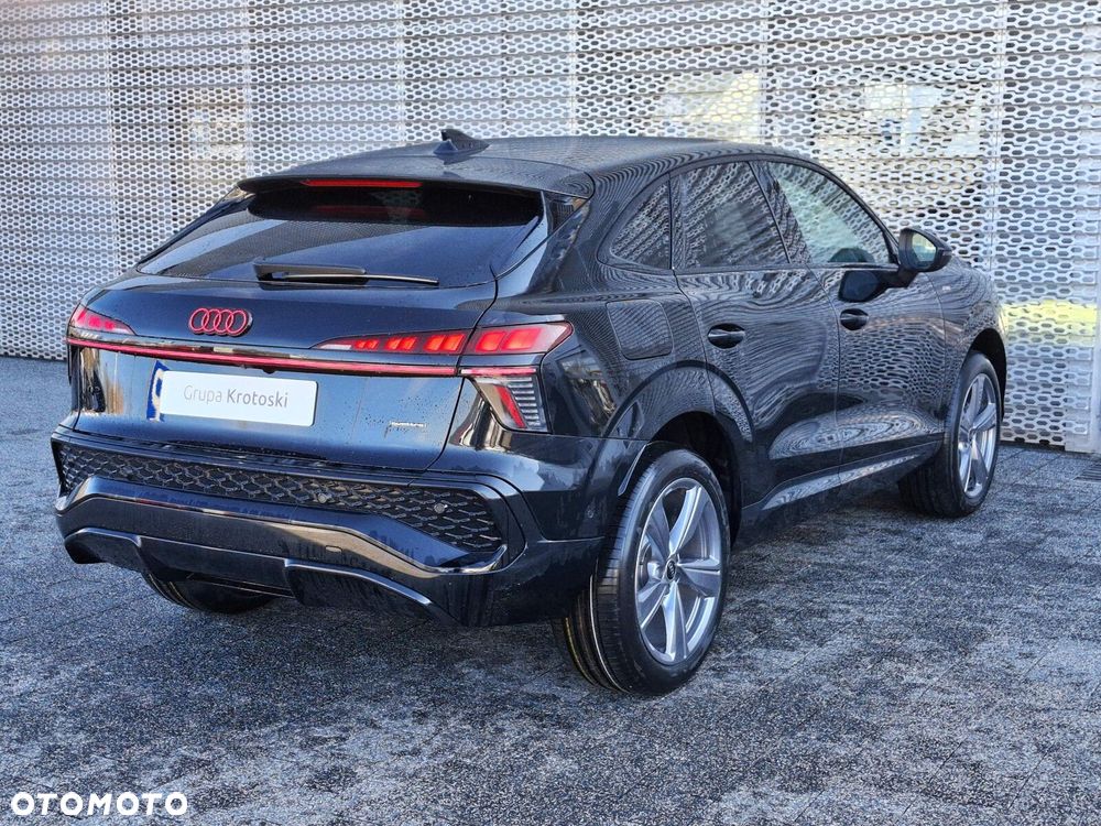 Audi Q3 Sportback - 4