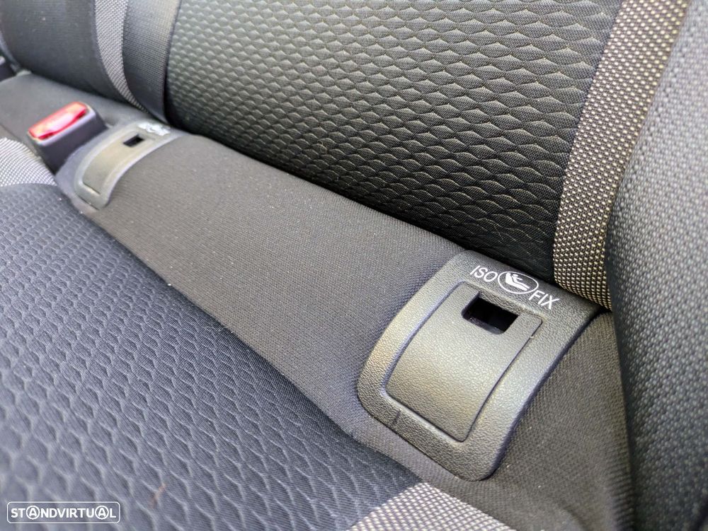 Nissan Qashqai 1.5 dCi N-Connecta J18 - 14