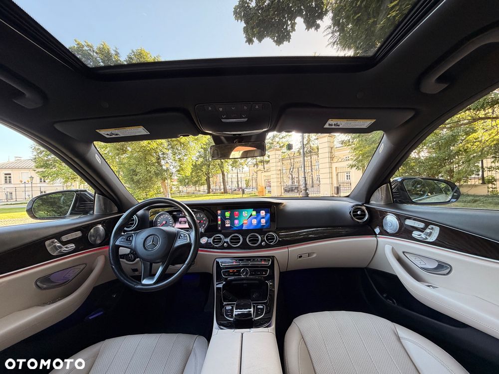 Mercedes-Benz Klasa E 300 9G-TRONIC - 14
