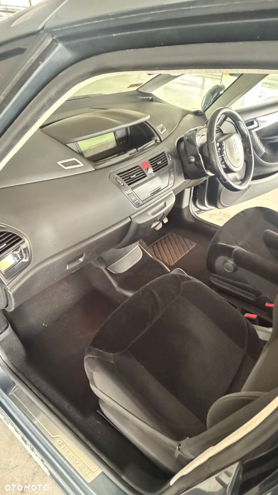 Citroën C4 Picasso - 9