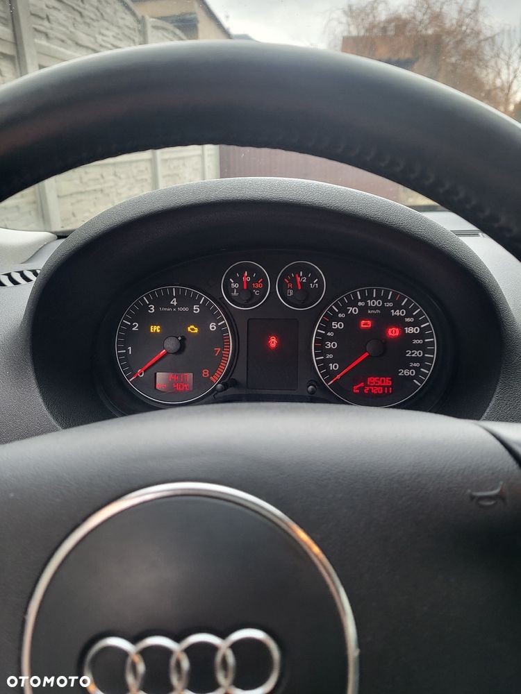 Audi A3 1.6 Ambiente - 14