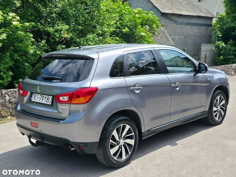 Mitsubishi ASX - 5