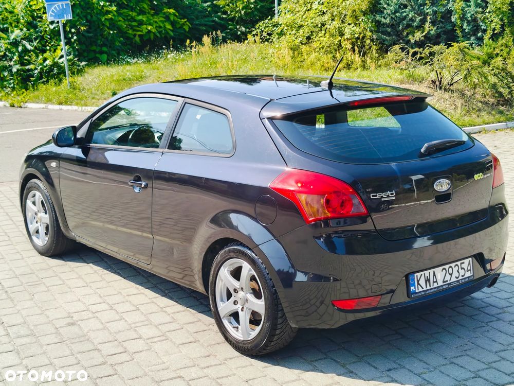 Kia ProCeed 1.4 Comfort - 17