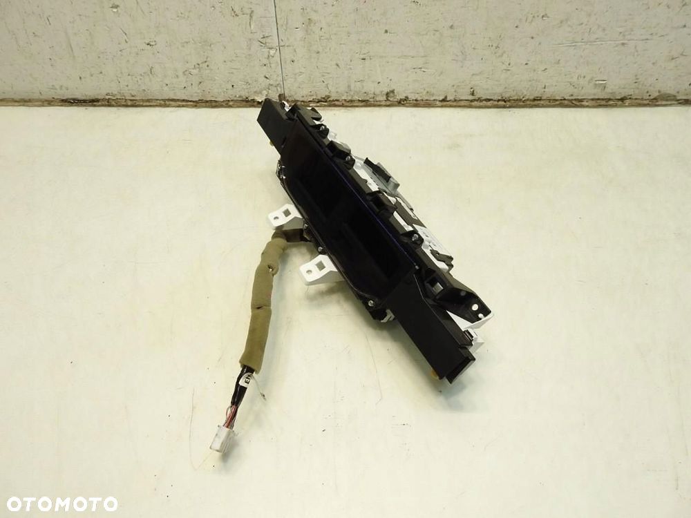 WYŚWIETLACZ RADIA MAZDA CX-7 EH64611J0C 4685000064 4682009103 - 8