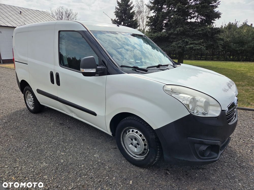Opel Combo - 1