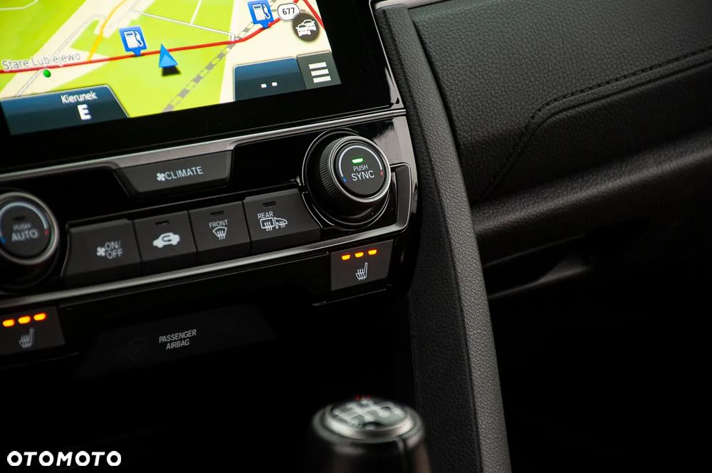 Honda Civic 1.0 i-VTEC Turbo Executive Sport Line - 34