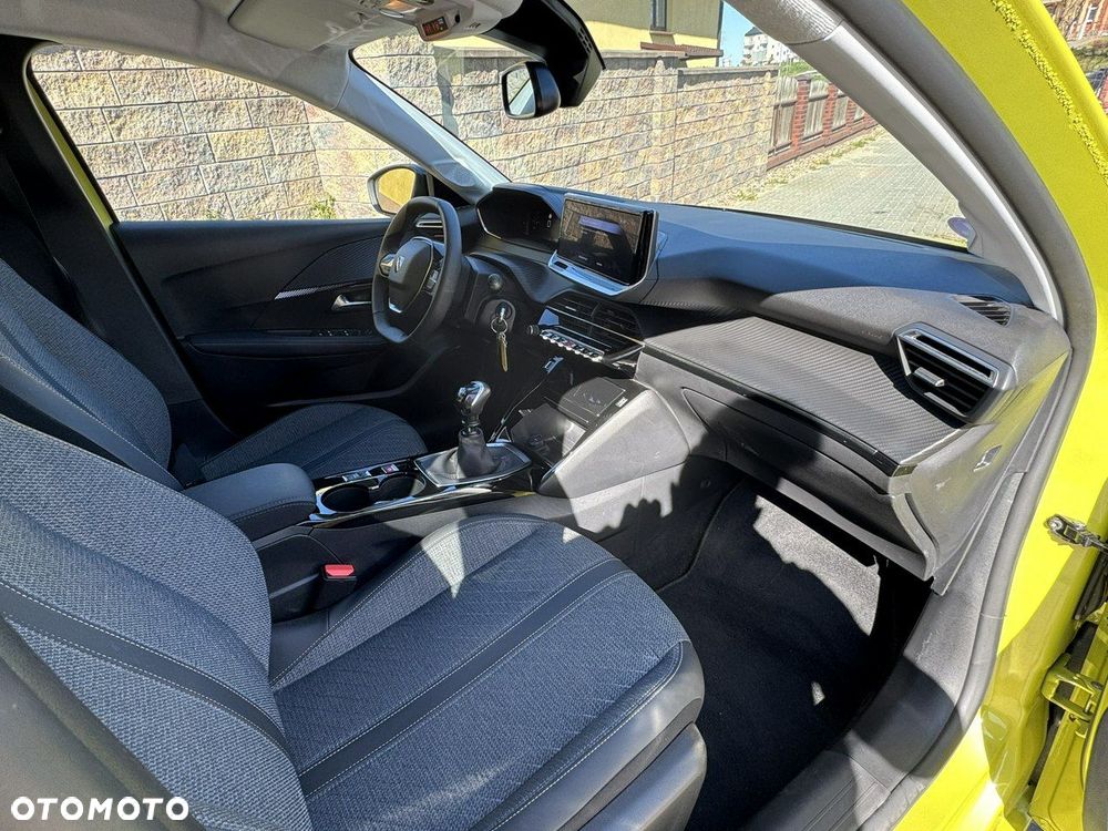 Peugeot 208 1.2 PureTech Active S&S - 17