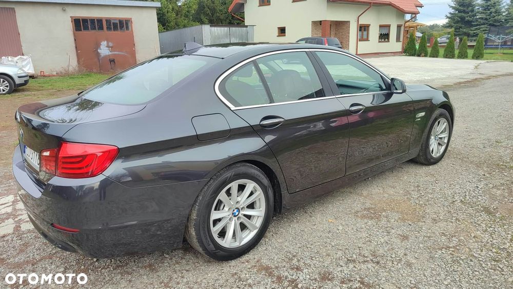 BMW Seria 5 2012 photo 5