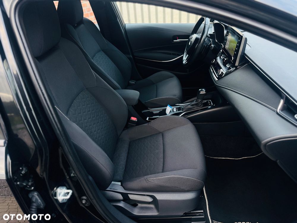 Toyota Corolla 2.0 Black&White - 13