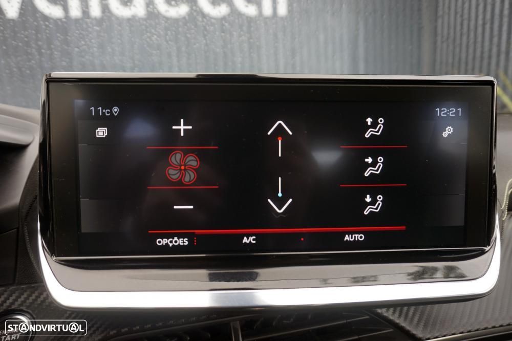 Peugeot 2008 1.2 PureTech GT Line - 17