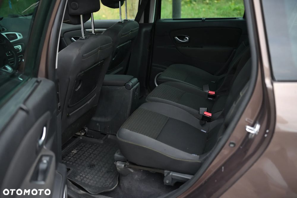 Renault Scenic 1.9 dCi Confort Expression - 31