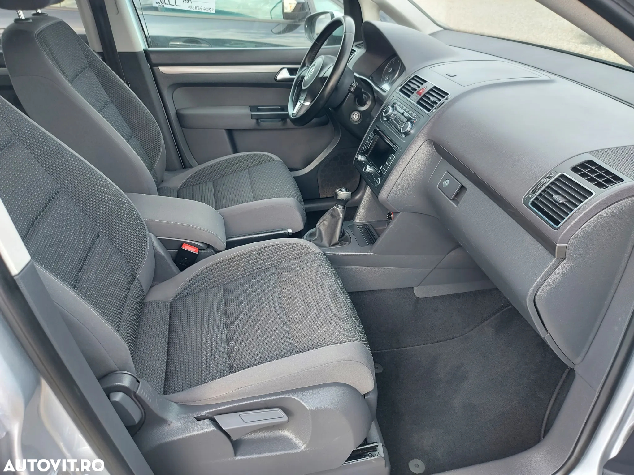 Volkswagen Touran - 7