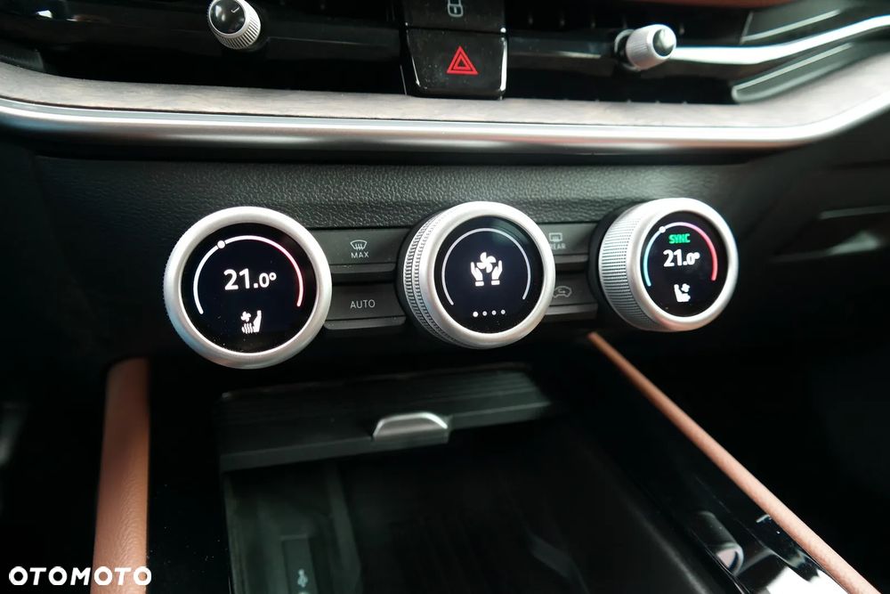 Skoda Superb 2.0 TSI 4x4 L&K DSG - 40