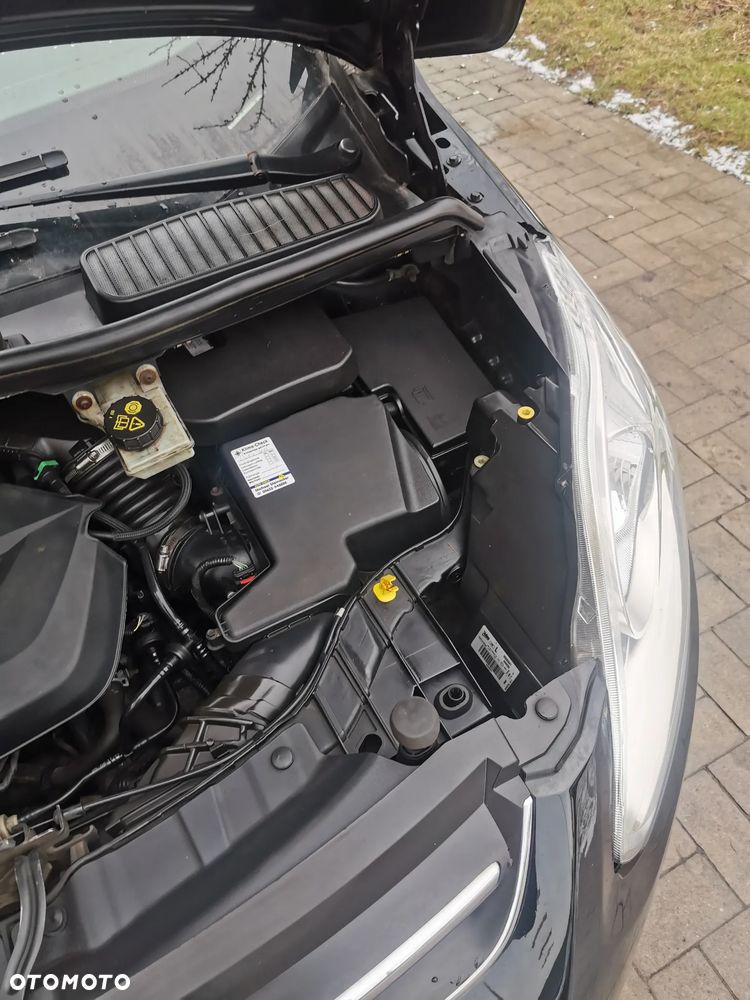 Ford Grand C-MAX 1.6 EcoBoost Titanium - 4