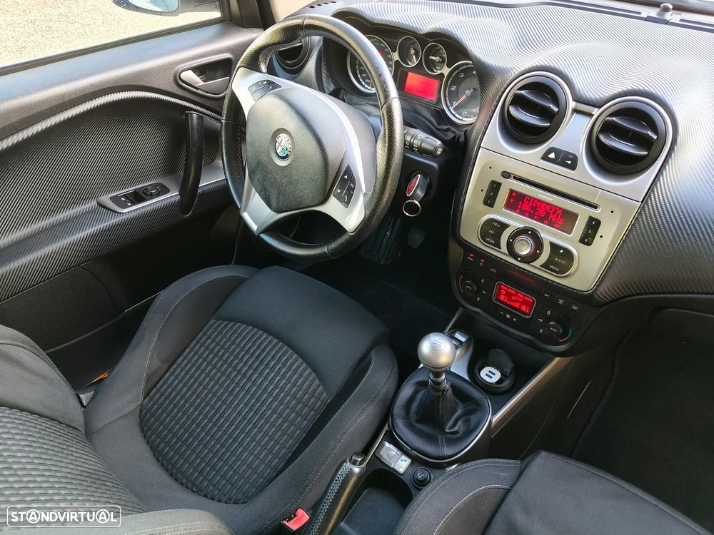 Alfa Romeo MiTo 1.6 JTD Distinctive - 19