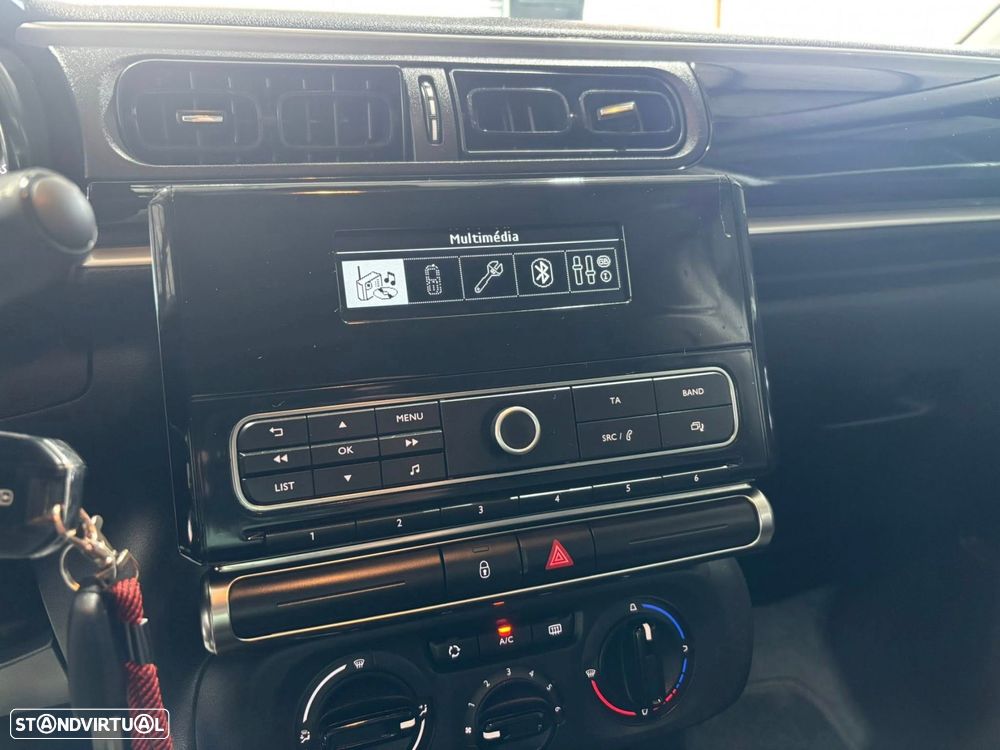 Citroën C3 1.2 PureTech Feel - 26