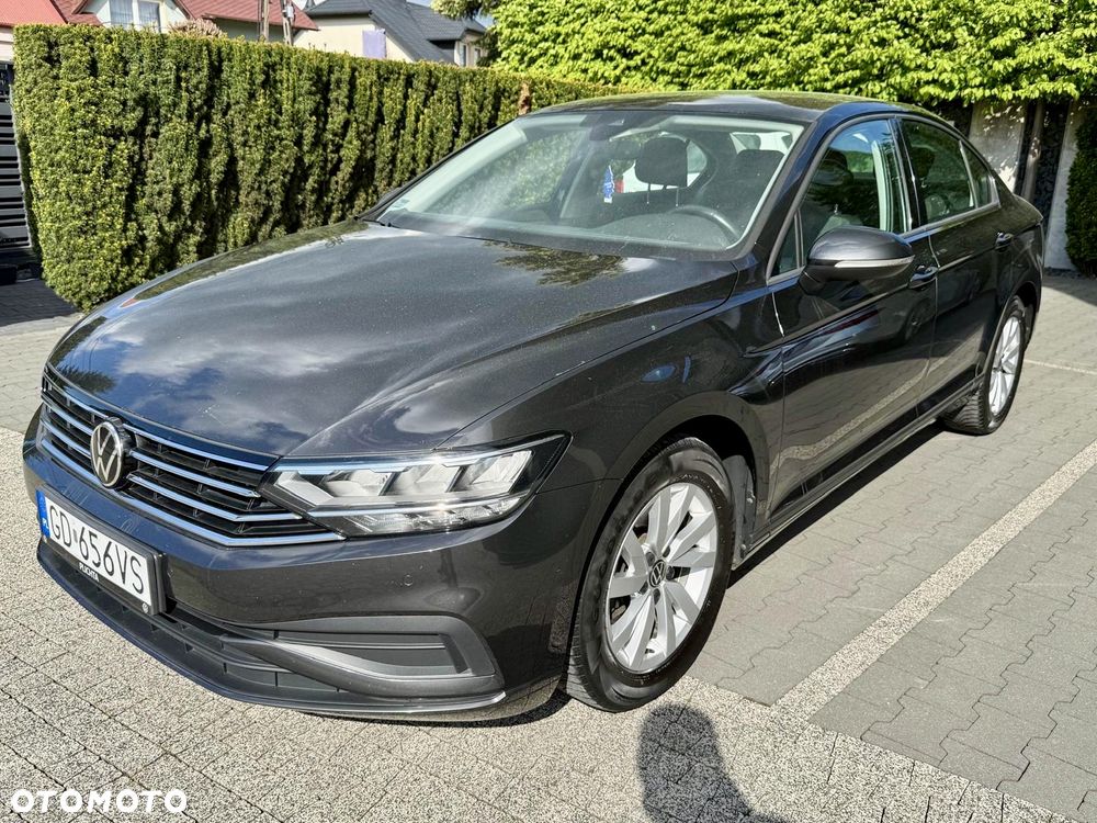 Volkswagen Passat 1.5 TSI EVO Business - 1