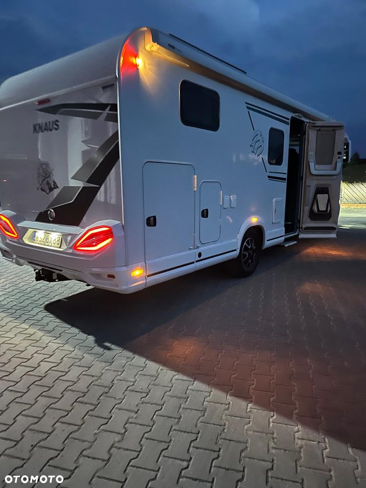 KNAUS LIVE i 700 - 6