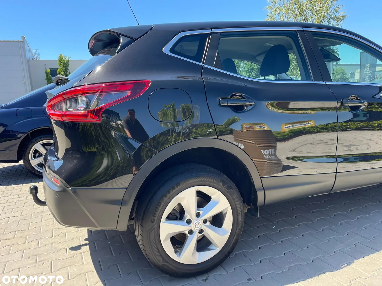 Nissan Qashqai 1.7 dCi ALL-MODE 4x4i N-CONNECTA - 12