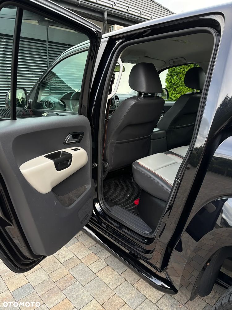Volkswagen Amarok 2.0 BiTDI Autm Canyon - 20