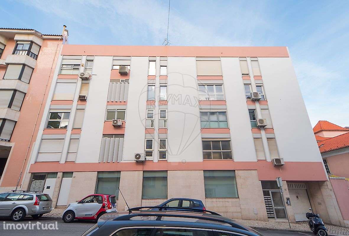 Apartamento T2 para arrendamento - Grande imagem: 2/36