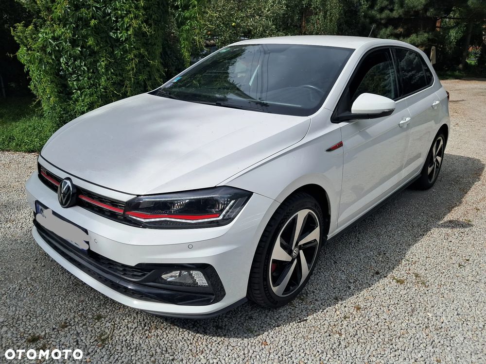 Volkswagen Polo - 1