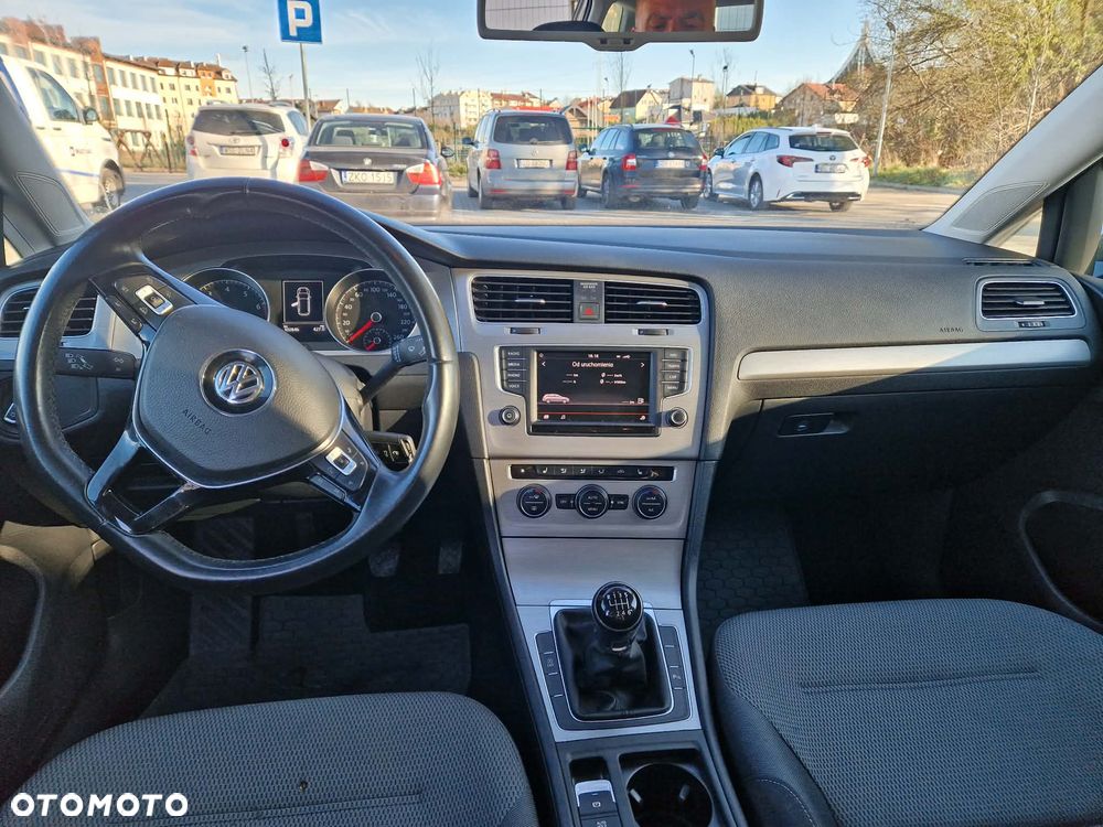 Volkswagen Golf 1.4 TSI BMT Comfortline - 25
