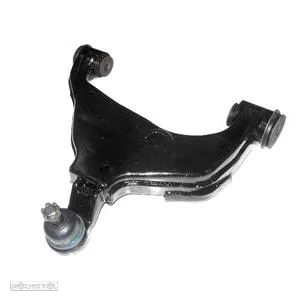 Braço /Triangulo da suspensão inferior Toyota Hilux KUN25 KUN26 LAN25 - 1