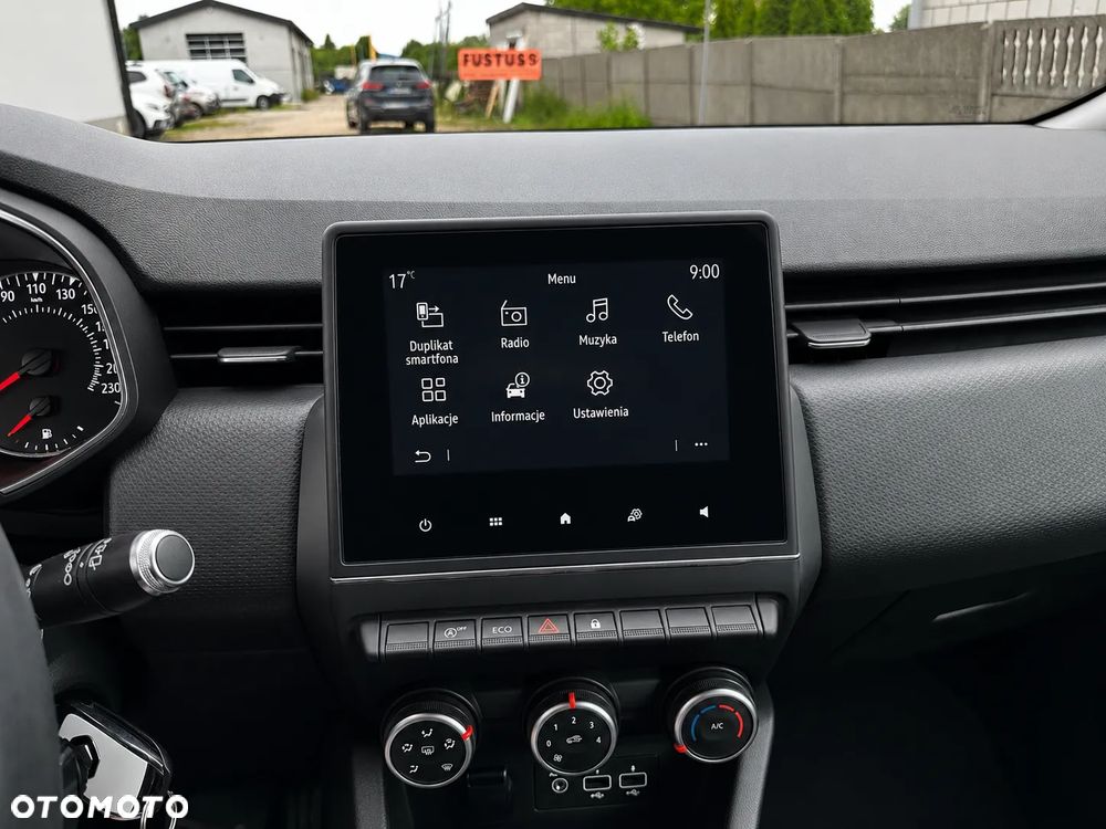 Renault Clio - 8