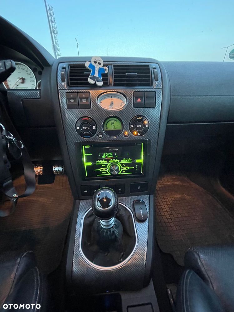 Ford Mondeo V6 ST 220 - 6