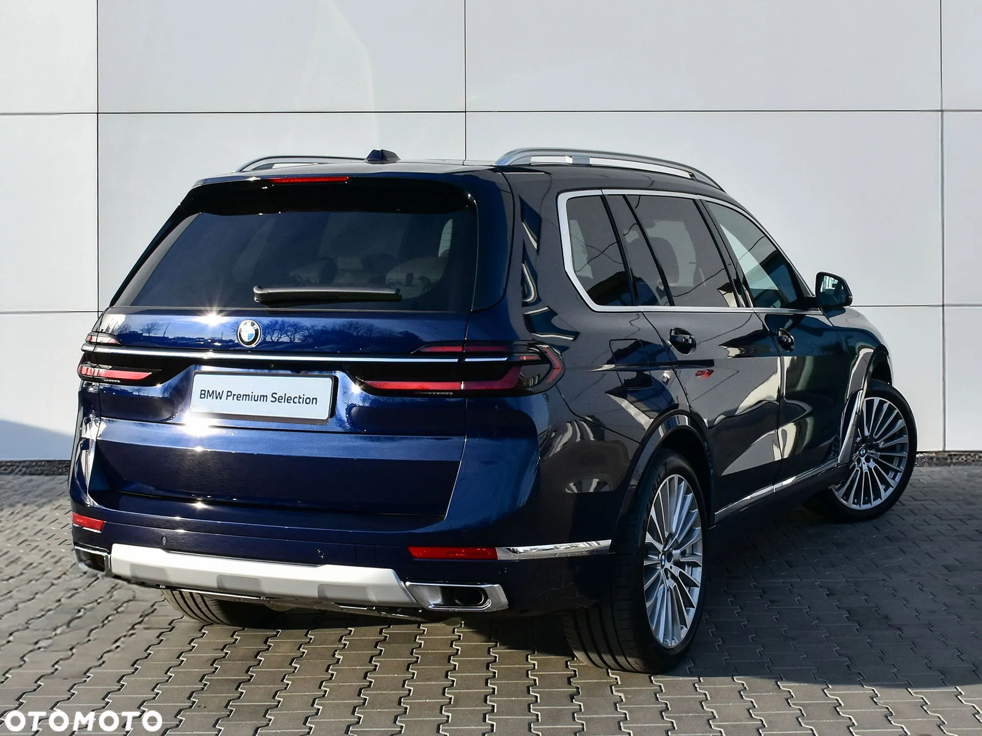 BMW X7 - 7