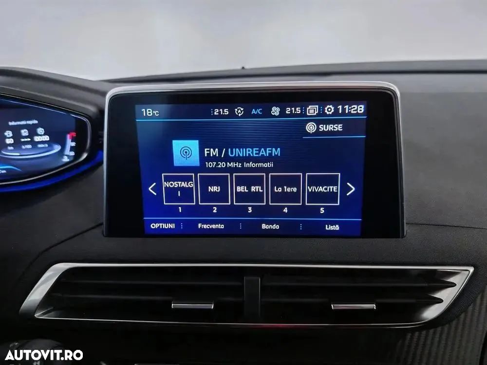 Peugeot 3008 PureTech 130 Stop & Start GPF EAT8 Allure Business-Paket - 13