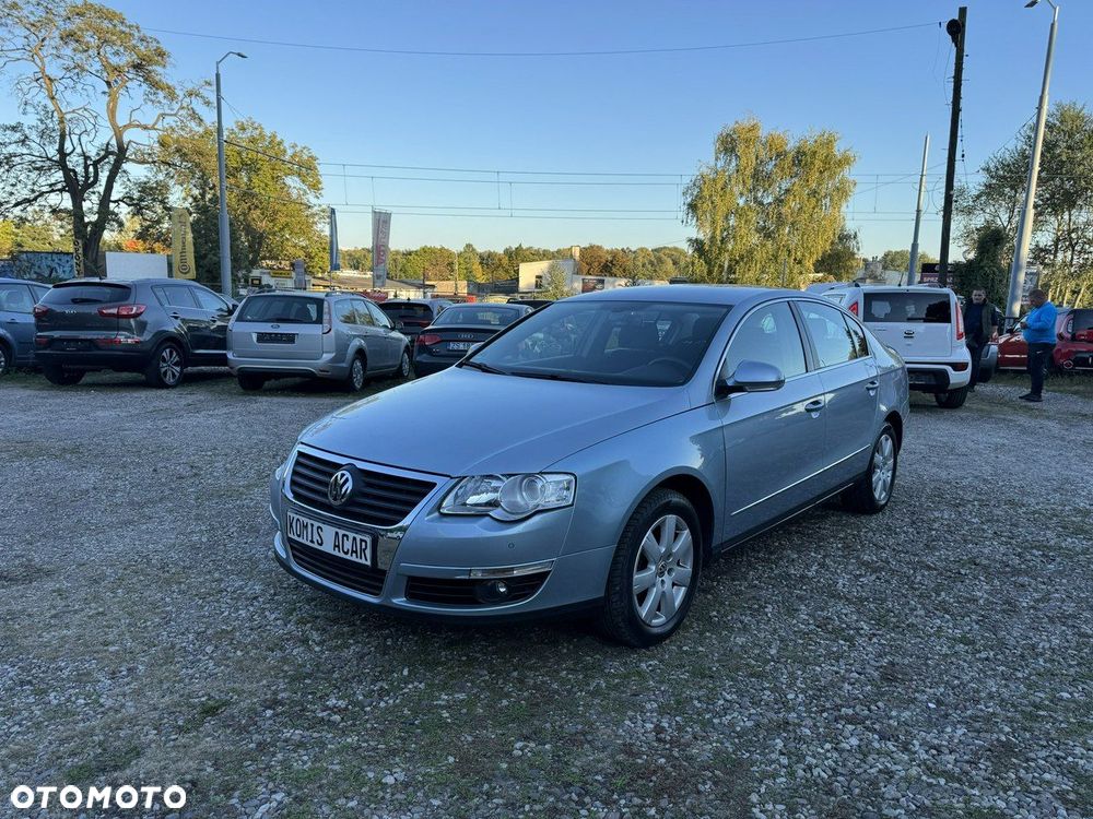 Volkswagen Passat - 27