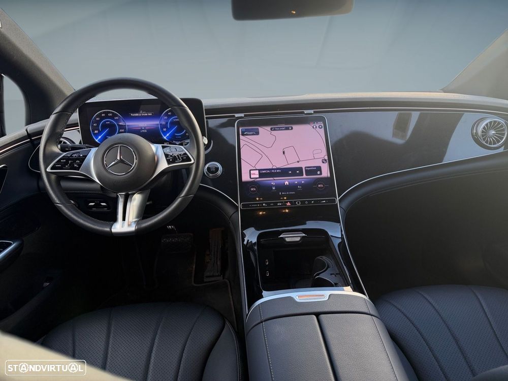 Mercedes-Benz EQE 350 - 12