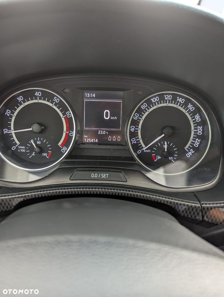 Skoda Fabia 1.2 TSI Monte Carlo - 21
