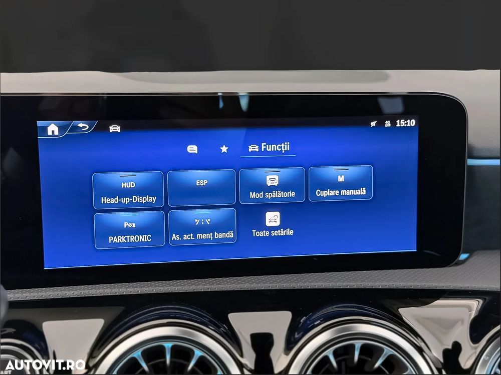 Mercedes-Benz A 180 7G-DCT Advanced AMG Line - 24