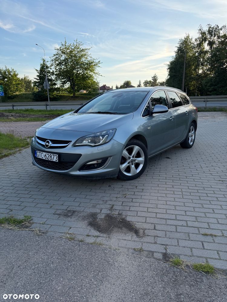 Opel Astra 1.7 CDTI DPF Exklusiv - 2