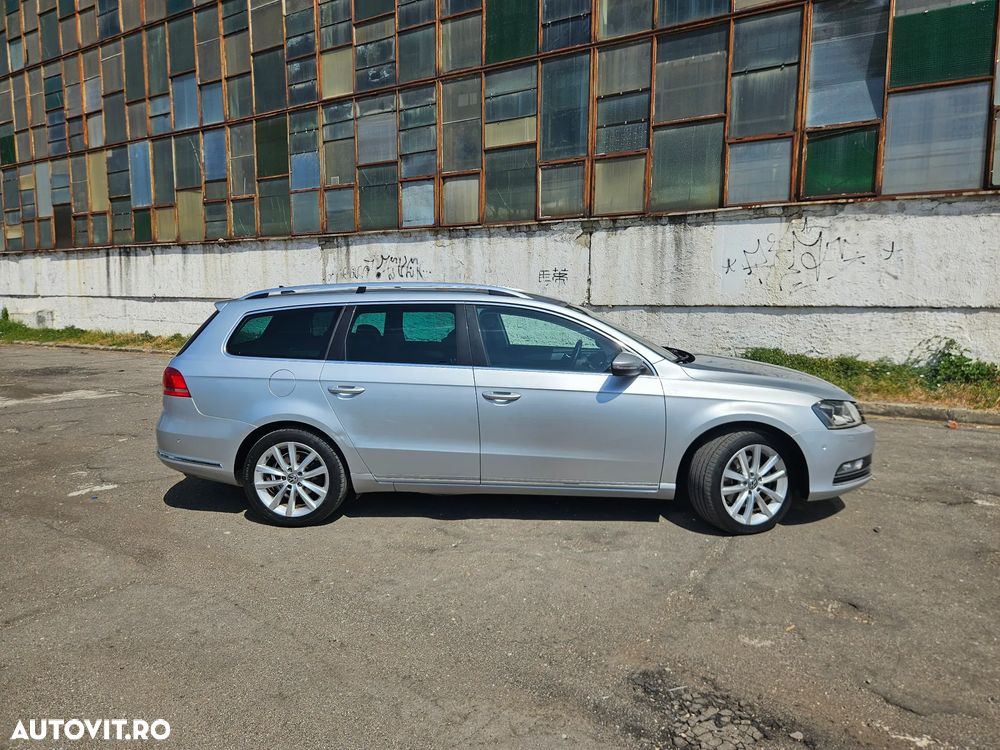 Volkswagen Passat 2.0 TDI Highline - 11