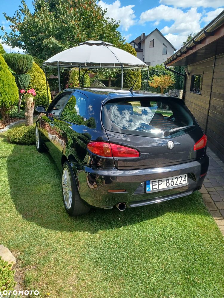 Alfa Romeo 147 1.6 Twin Spark Black Line - 7