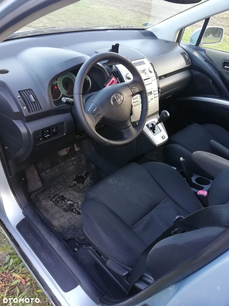 Toyota Corolla Verso 1.8 Sol + 7os MM - 13
